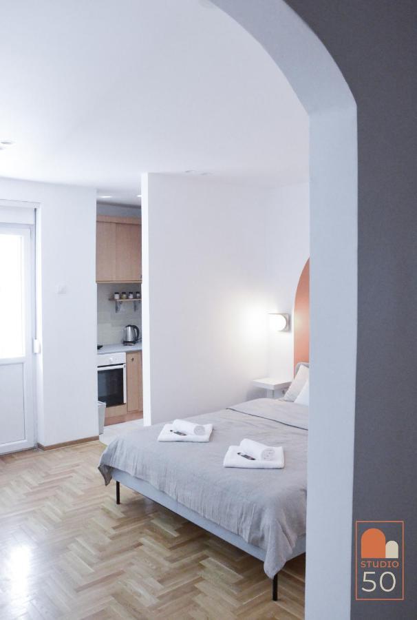 50 Apartment